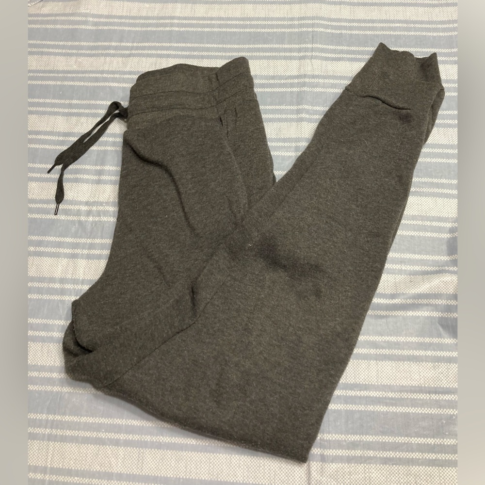 if it were me charcoal sweat pants.